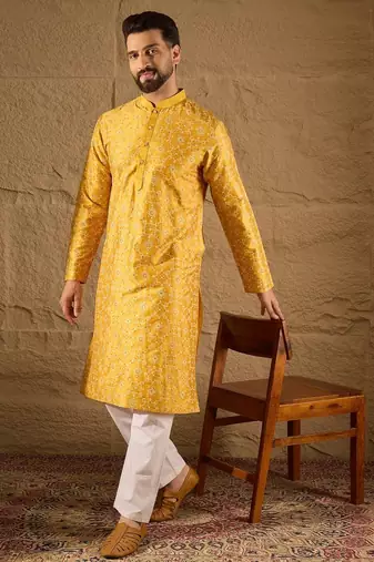 Men yellow pure silk geometric printed straight kurta with trousers