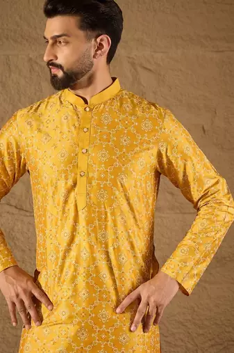 Men yellow pure silk geometric printed straight kurta with trousers