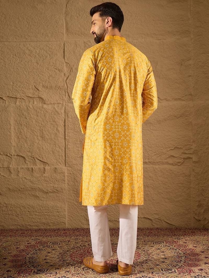 Men yellow pure silk geometric printed straight kurta with trousers