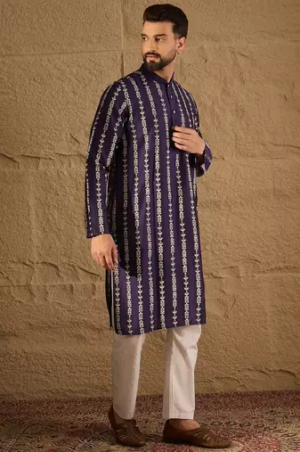 Men purple viscose rayon ethnic motifs printed straight kurta with trousers