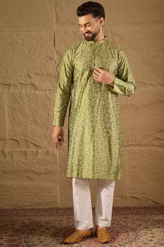 Men green pure silk geometric printed straight kurta with trouser