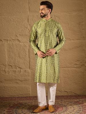 Men green pure silk geometric printed straight kurta with trouser 4