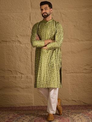 Men green pure silk geometric printed straight kurta with trouser 5