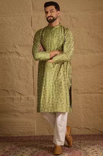 Men green pure silk geometric printed straight kurta with trouser
