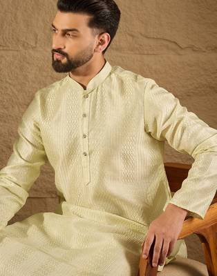 Men green silk blend solid embroidered straight kurta with trouser 2