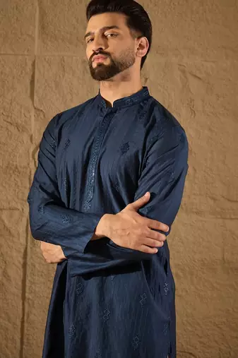 Men blue viscose rayon solid embroidered straight kurta with trouser