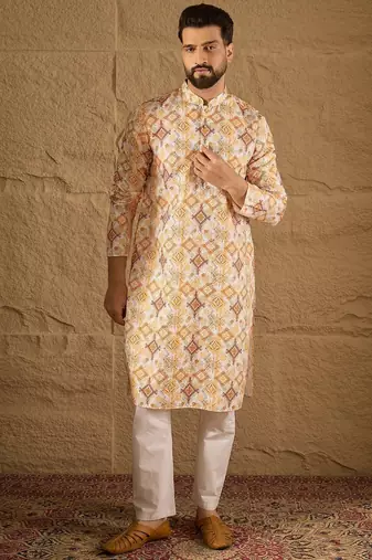 Men white silk blend geometric embroidered straight kurta with trouser