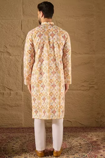Men white silk blend geometric embroidered straight kurta with trouser