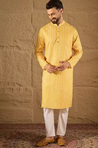 Men yellow silk blend geometric embroidered straight kurta with trouser
