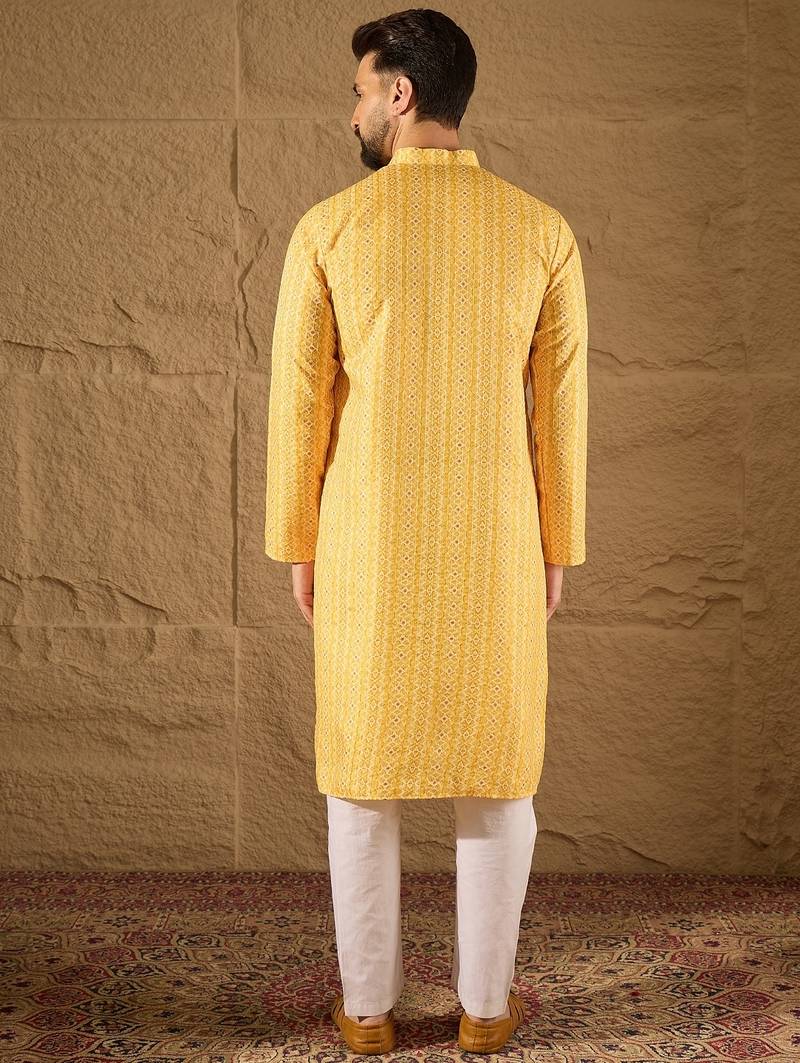 Men yellow silk blend geometric embroidered straight kurta with trouser
