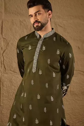 Men olive chanderi silk solid embroidered straight kurta with trouser