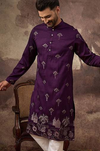 Men purple silk blend solid embroidered straight kurta and trouser