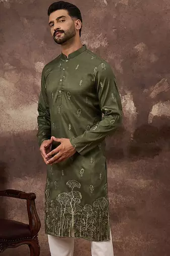Men green silk blend solid embroidered straight kurta and trouser