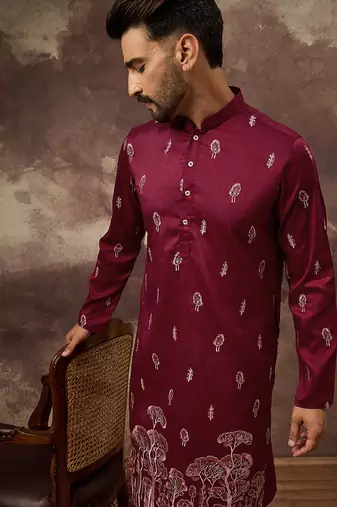 Men maroon silk blend solid embroidered straight kurta and trouser