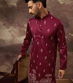 Men maroon silk blend solid embroidered straight kurta and trouser