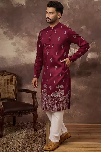 Men maroon silk blend solid embroidered straight kurta and trouser