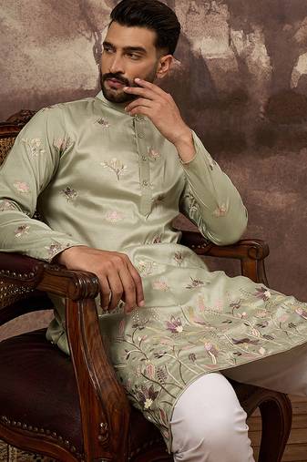Men green silk blend solid embroidered straight kurta and trouser