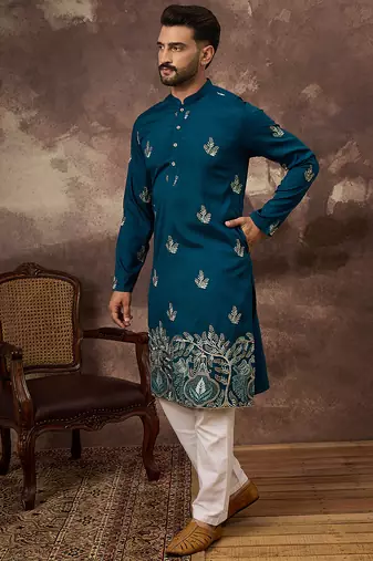 Men blue silk blend solid embroidered straight kurta with trouser