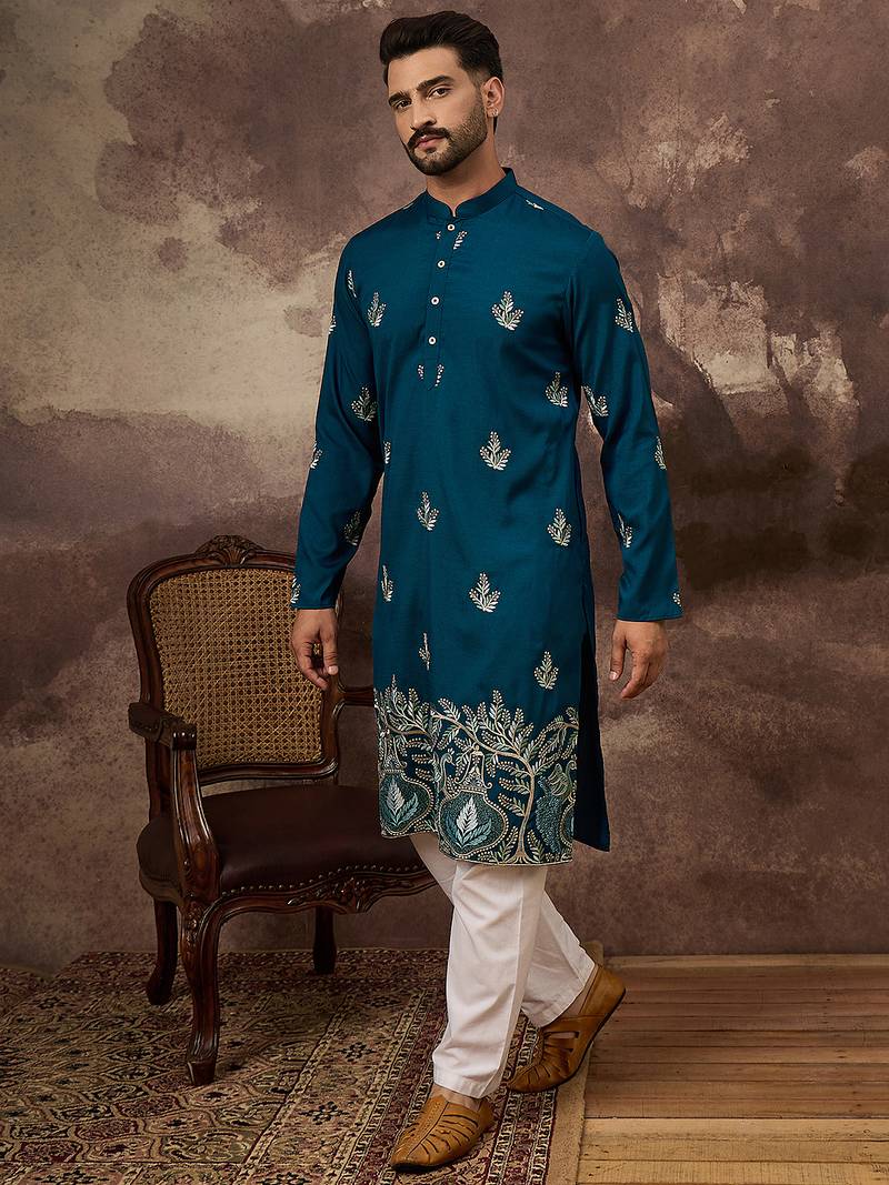 Men blue silk blend solid embroidered straight kurta with trouser