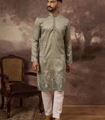 Men green silk blend solid embroidered straight kurta with trouser