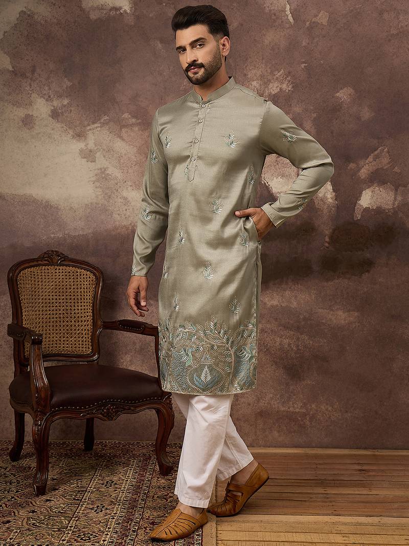 Men green silk blend solid embroidered straight kurta with trouser