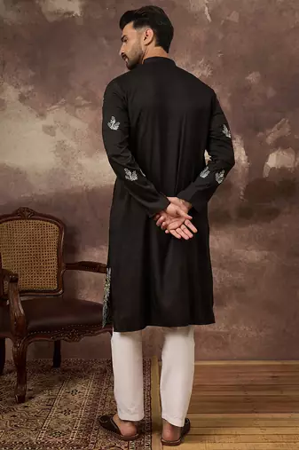 Men black silk blend solid embroidered straight kurta with trouser
