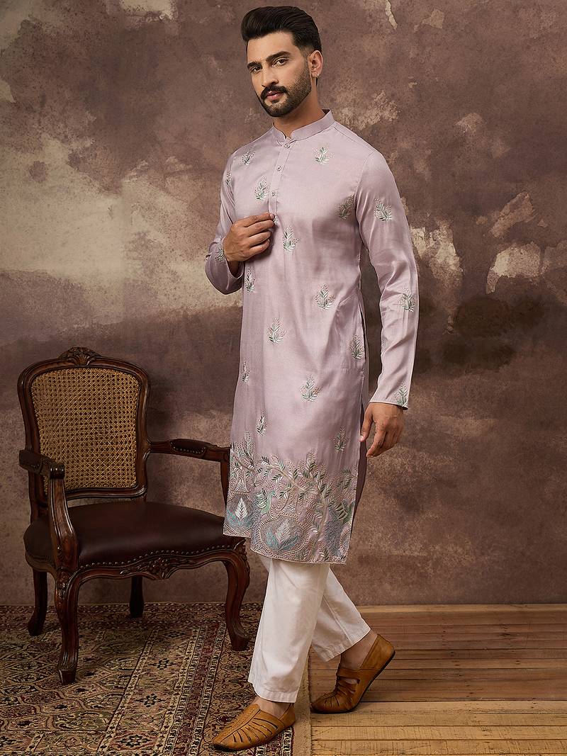 Men lavender silk blend solid embroidered straight kurta with trouser