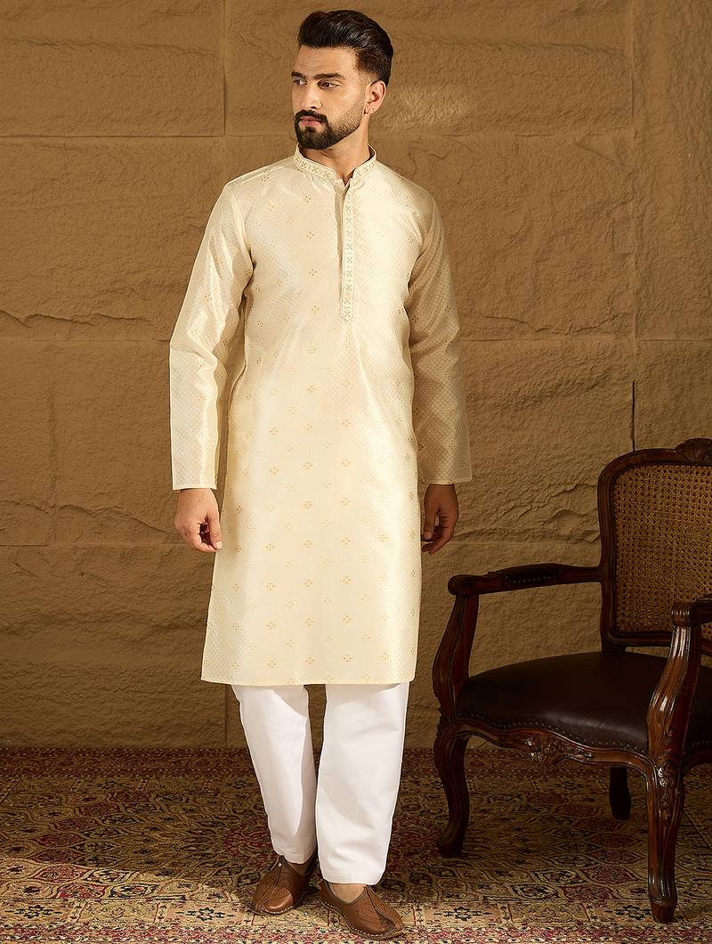 Men off white silk blend solid woven design straight kurta with trouser