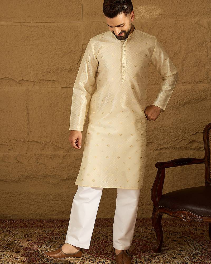 Men off white silk blend solid woven design straight kurta with trouser