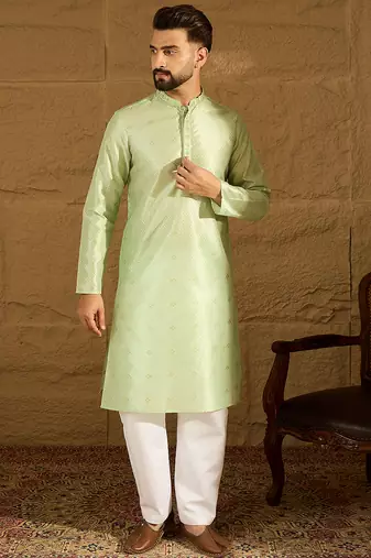 Men green silk blend solid woven design straight kurta with trouser
