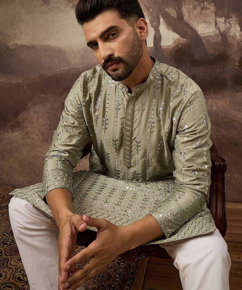 Men green silk blend solid embroidered straight kurta with pant set