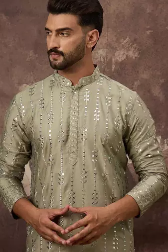 Men green silk blend solid embroidered straight kurta with pant set