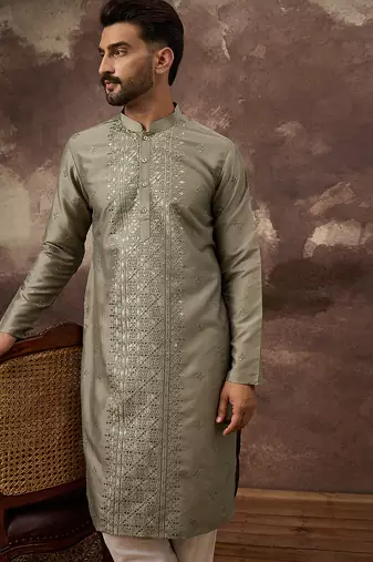 Men green silk blend solid embroidered straight kurta with trouser