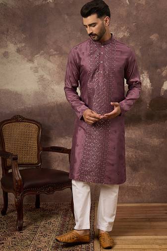 Men mavue silk blend solid embroidered straight kurta with trouser