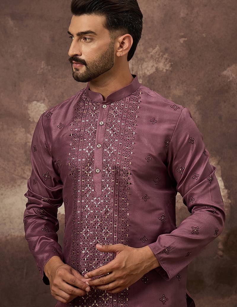 Men mavue silk blend solid embroidered straight kurta with trouser