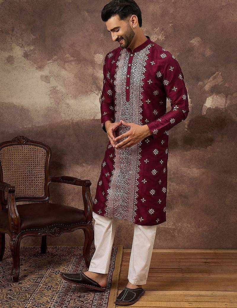 Men maroon silk blend solid embroidered straight kurta with pant set