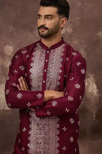 Men maroon silk blend solid embroidered straight kurta with pant set