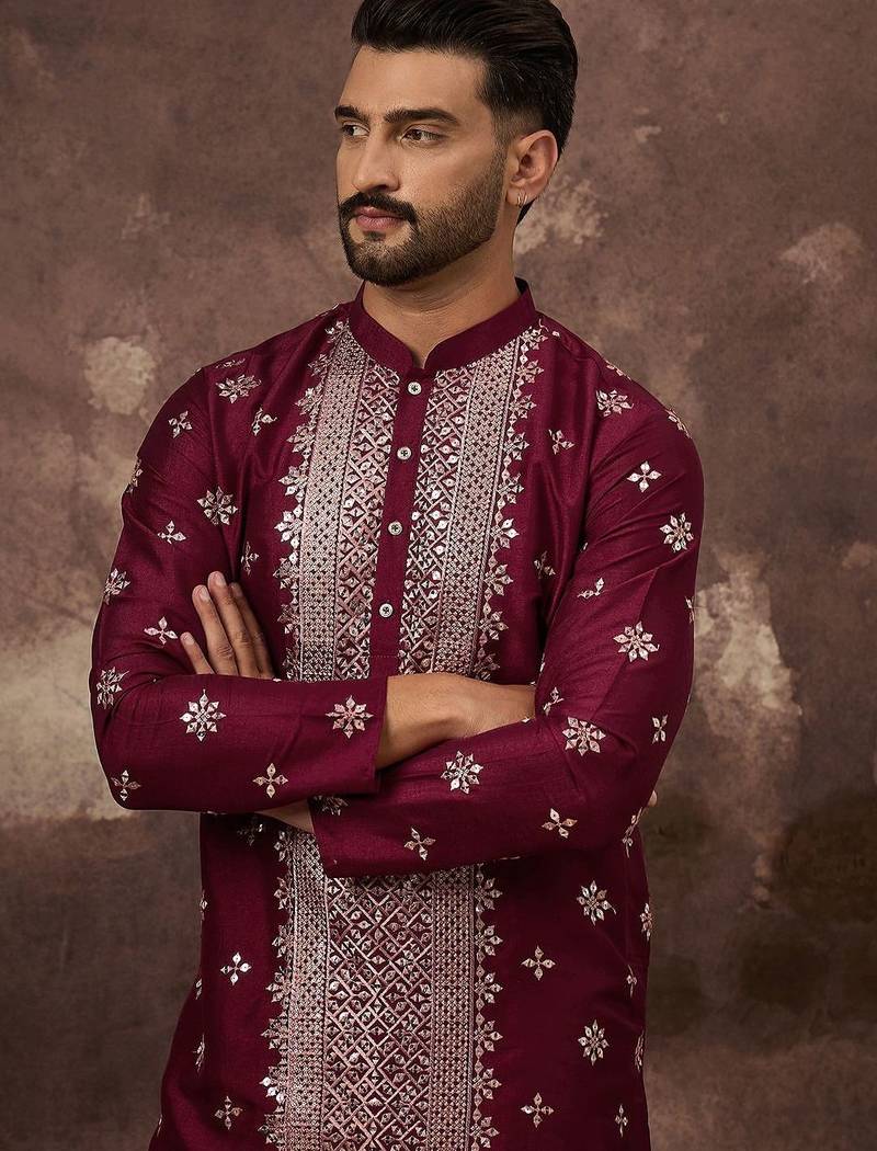 Men maroon silk blend solid embroidered straight kurta with pant set