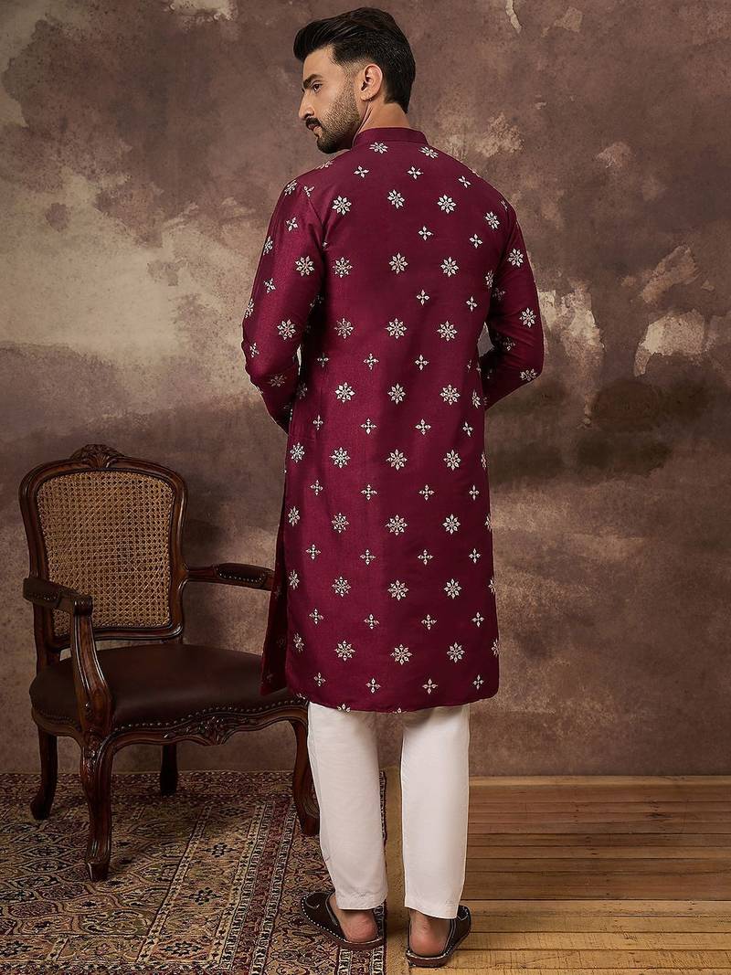 Men maroon silk blend solid embroidered straight kurta with pant set