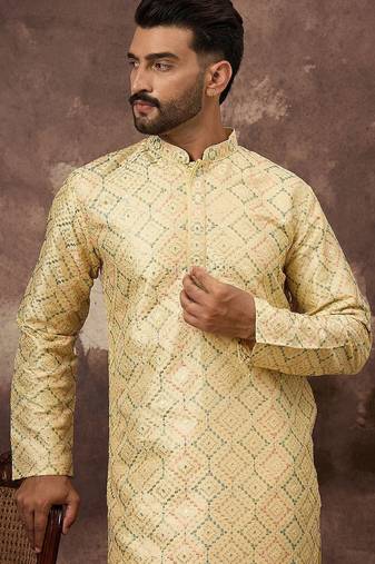Men yellow silk blend solid embroidered straight kurta with pant set