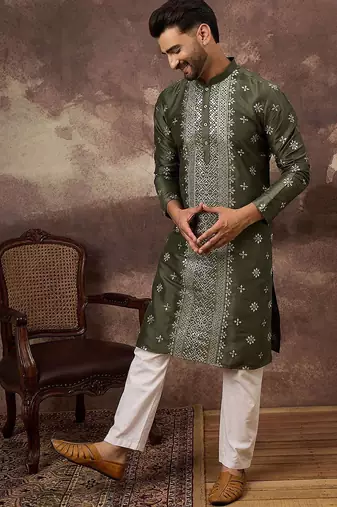 Men green silk blend solid embroidered straight kurta with pant set