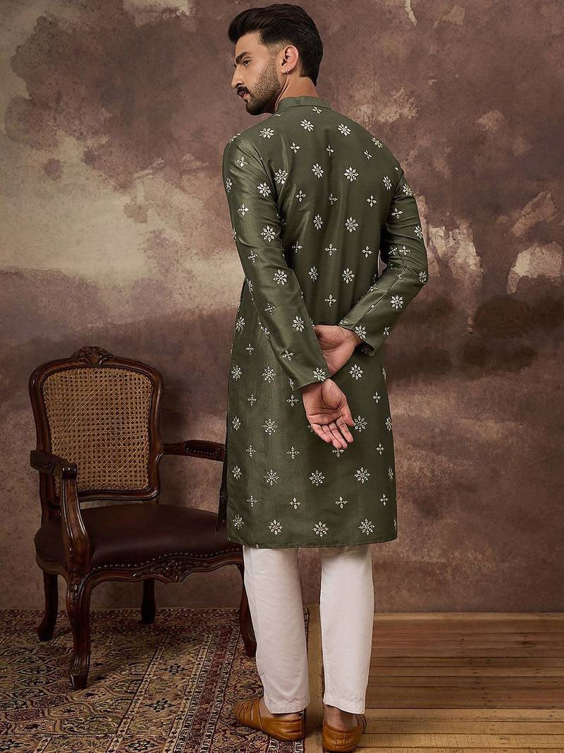 Men green silk blend solid embroidered straight kurta with pant set