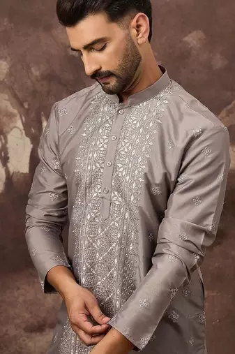 Men grey silk blend solid embroidered straight kurta with pant set