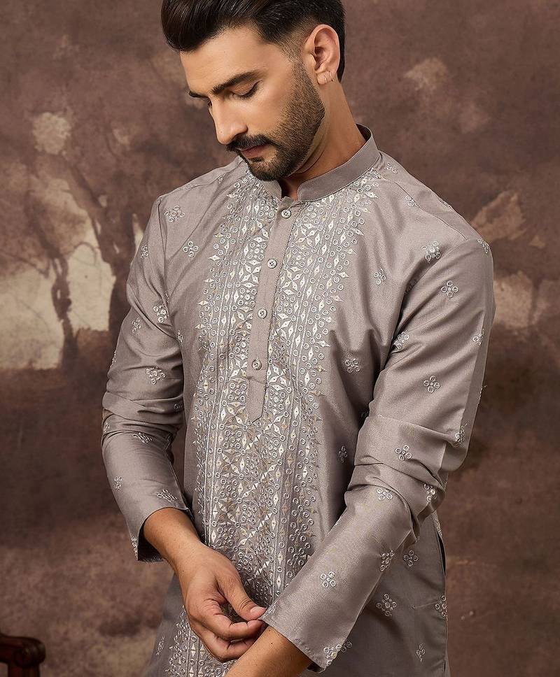 Men grey silk blend solid embroidered straight kurta with pant set