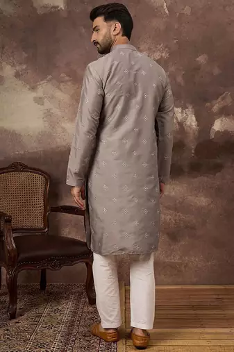 Men grey silk blend solid embroidered straight kurta with pant set