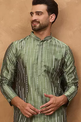 Men green silk blend solid embroidered straight kurta with pant set