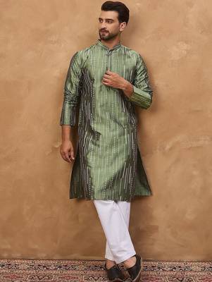 Men green silk blend solid embroidered straight kurta with pant set 4