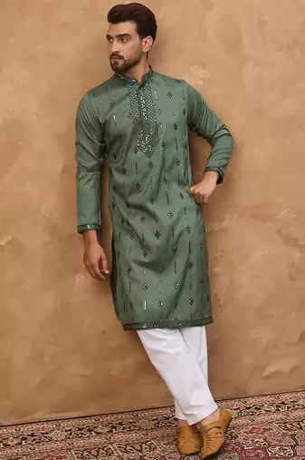 Men green silk blend solid embroidered straight kurta with pant set