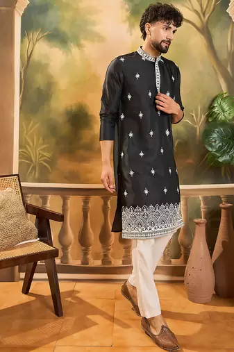 Men black silk blend solid embroidered straight kurta with trouser