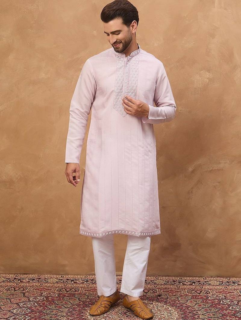Men lavender silk blend solid embroidered straight kurta with pant set